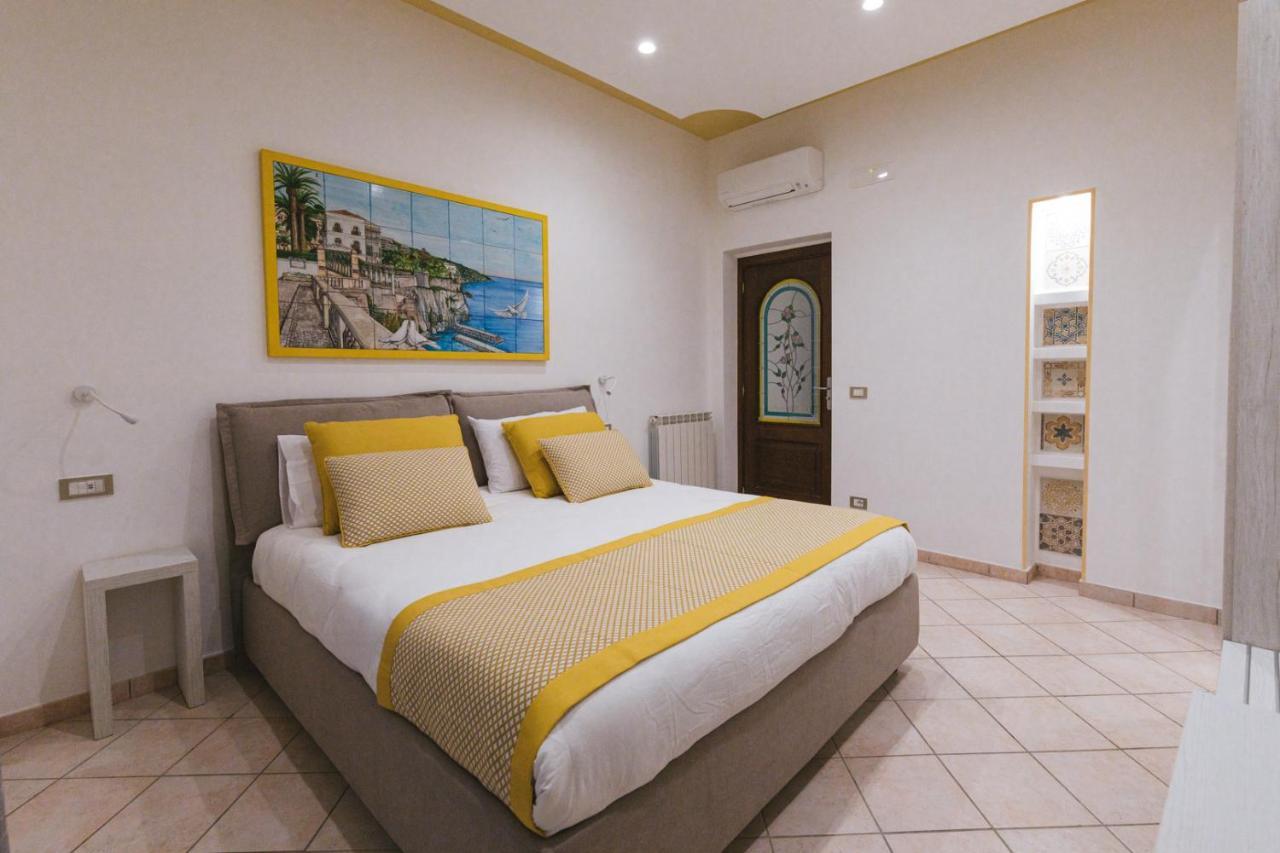 Appartamento Casa La Bifora Sorrento Esterno foto